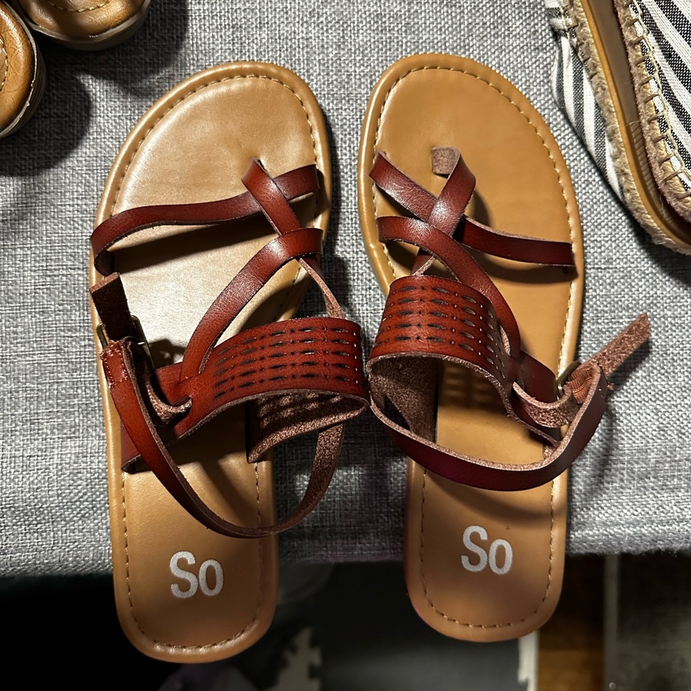 SO Brown Leather Sandals with Textured Straps